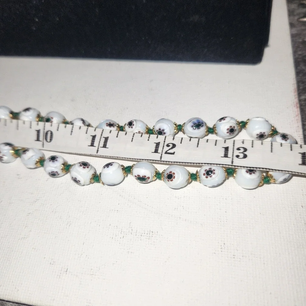 Vintage Venetian Murano Millefiori Glass Bead Necklace White Floral Hand Knotted - Picture 3 of 11